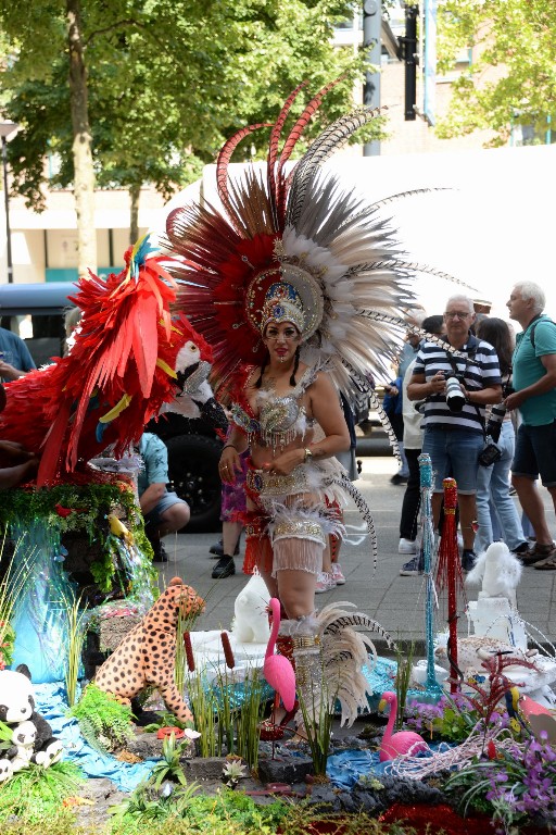 ../Images/Zomercarnaval 2022 015.jpg